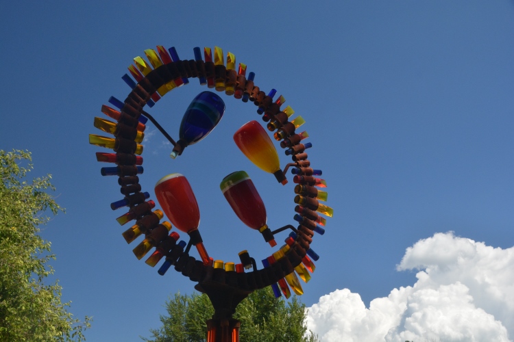clothes line sculpture